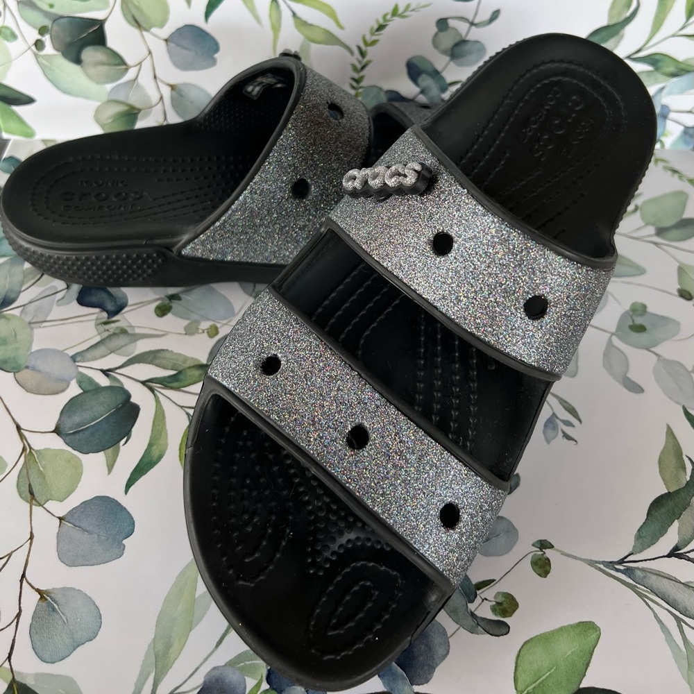 Like new Crocs (unisex)